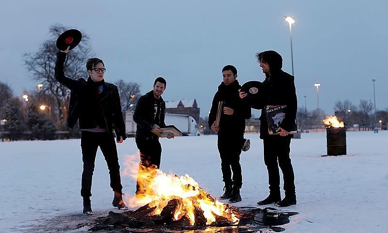 Fall Out Boy My Songs Know That You Did In The Dark